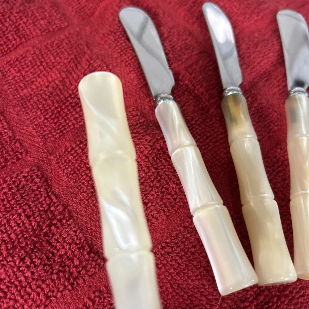 Vtg Spreaders Bamboo Mother of Pearl Stainless Steel Made In Italy Lot of 4